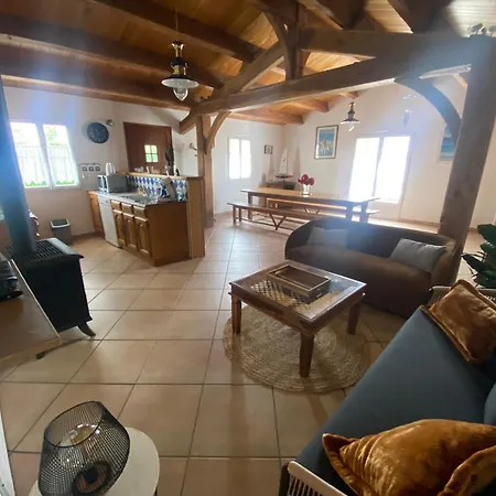 Hébergement de vacances Maison A Noirmoutier, 3 Chambres, Parking, Proche - Fr-1-823-114 *