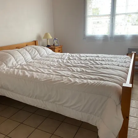 Maison A Noirmoutier, 3 Chambres, Parking, Proche - Fr-1-823-114